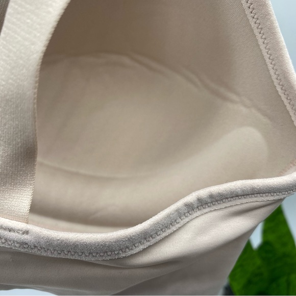 Warner's Elements Of Bliss Lift Wire-Free Bra #1298 in Butterscotch size 36D NEW - Picture 3 of 6